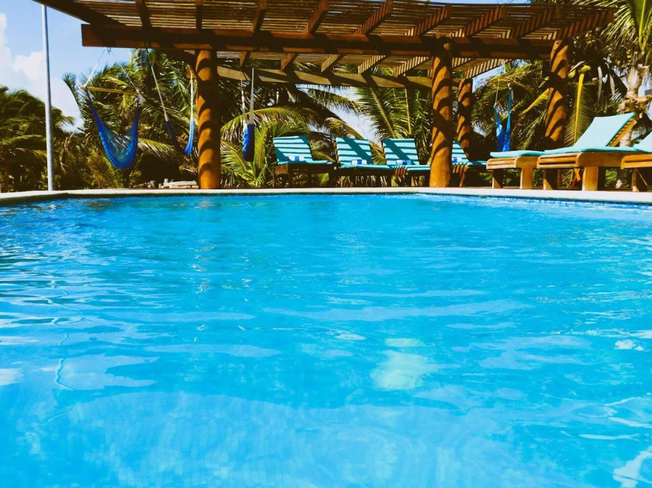 Aquastar By Rt Vacation Rentals Mahahual Esterno foto